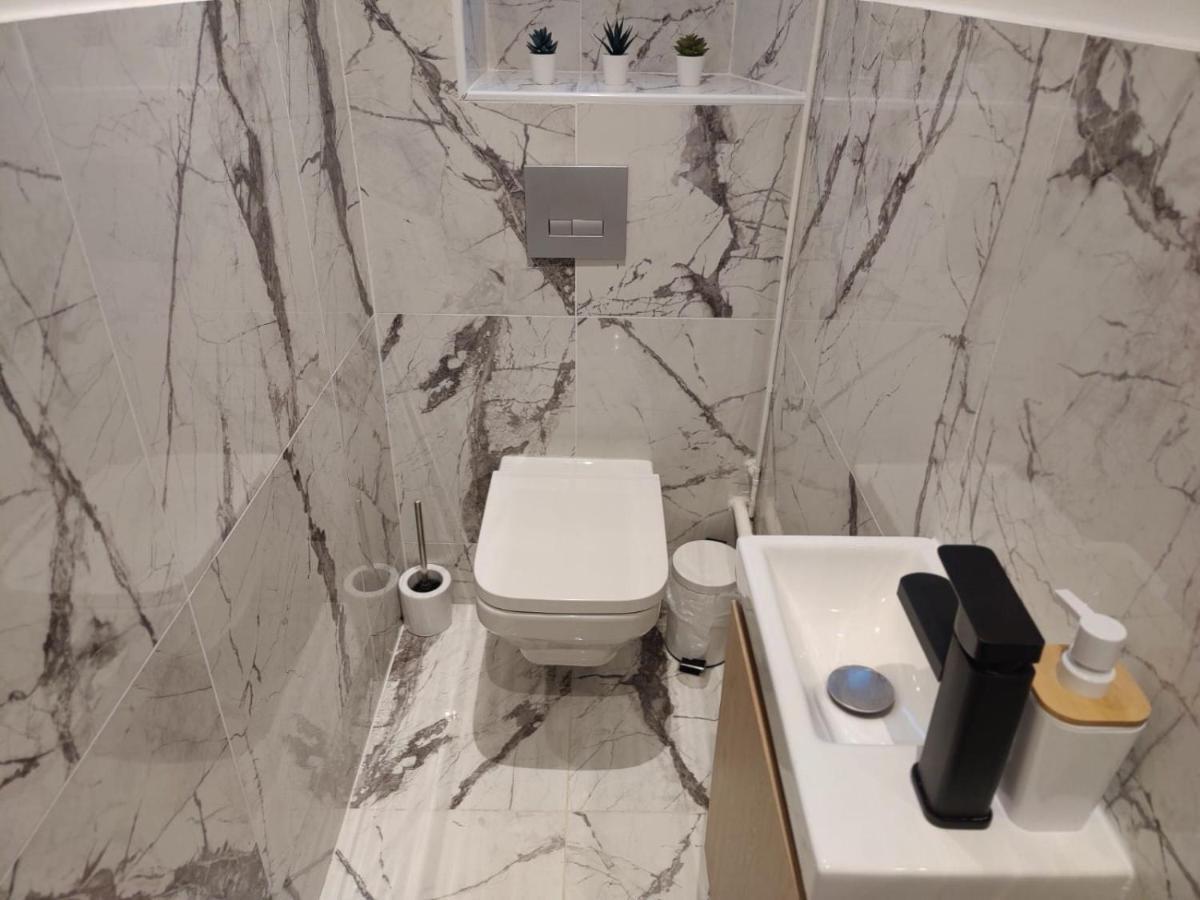 L'Etoile Du Langevin 450M Avenue Champagne Apartman Épernay Kültér fotó